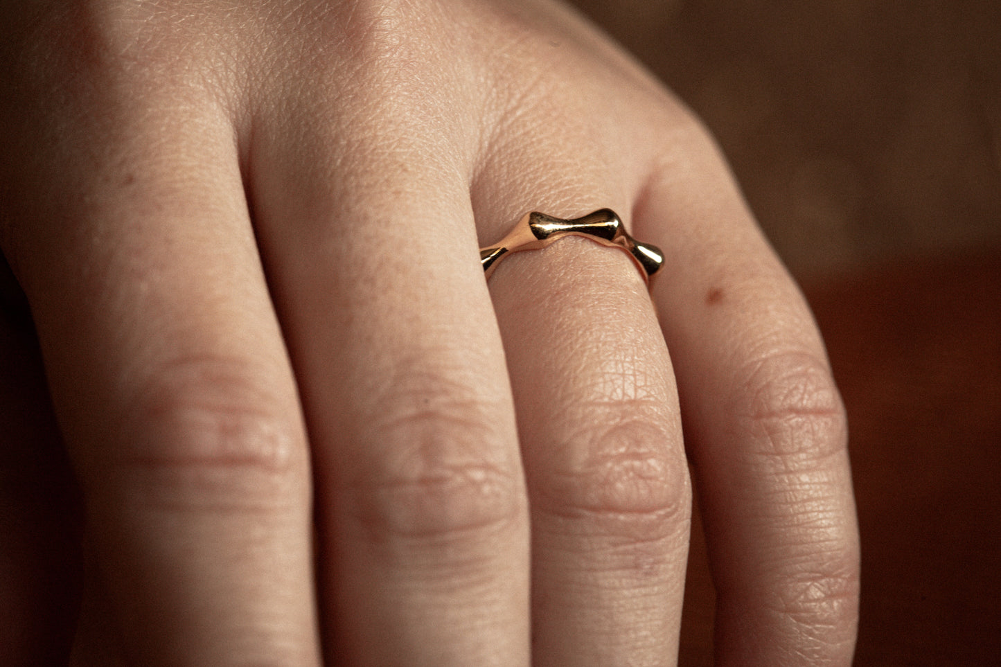 A Gold Wavy Ring