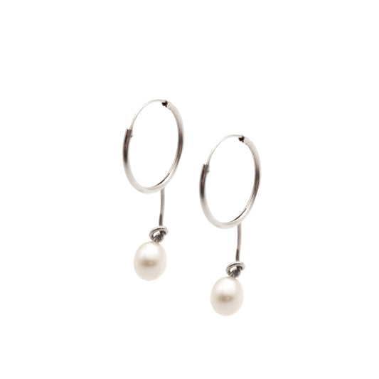 Pearl Knot Earring