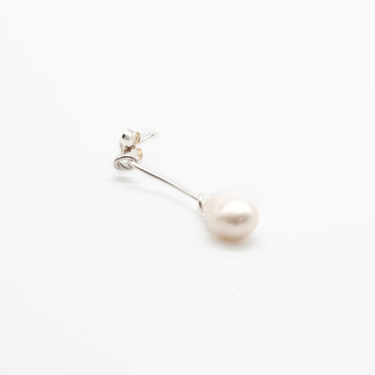 Pearl Knot Earring