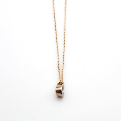 Single Minimalistic Diamond Pendant